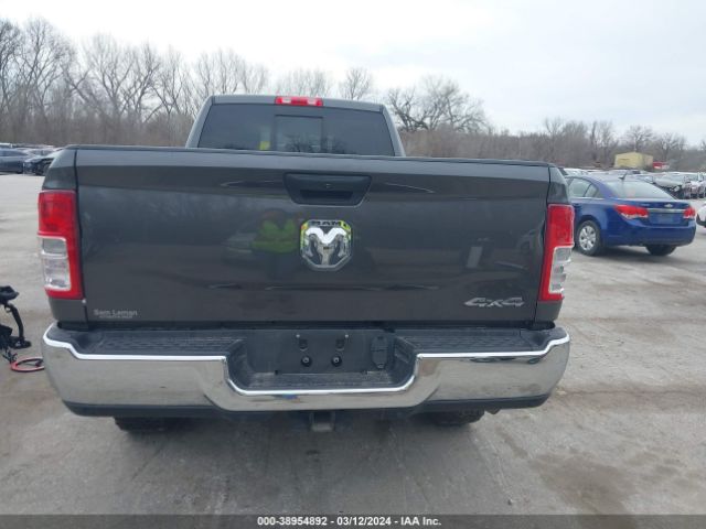 3C6UR5HJ3LG146126 RAM 2500 Tradesman  4x4 8' Box