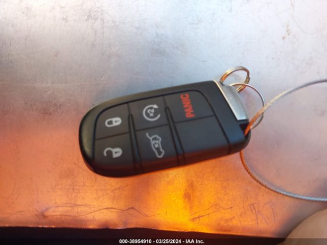 2019 JEEP GRAND CHEROKEE 1C4RJFBT9KC576783 Photo 10