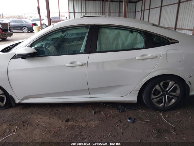 Honda Civic Lx 2018 2HGFC2F51JH530184 Image 15