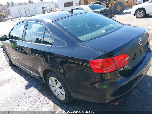3VWD17AJ2EM365358 Volkswagen Jetta 1.8t Se