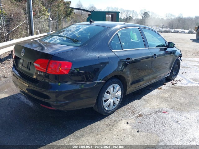 3VWD17AJ2EM365358 Volkswagen Jetta 1.8t Se