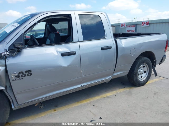 1C6RR6FT2LS128516 RAM 1500 Classic Tradesman Quad Cab 4x2 6'4 Box
