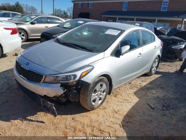 KIA FORTE LX 2017 3KPFK4A72HE116763 Image 2