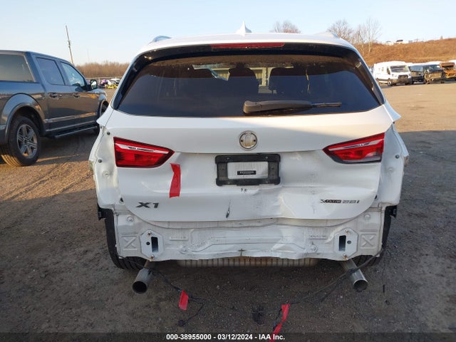 BMW X1 Xdrive28i 2018 WBXHT3C38J3H32500 Image 16