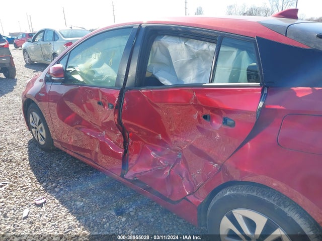 Toyota Prius Three 2016 JTDKARFU0G3524679 Image 6