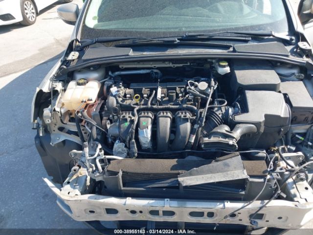 1FADP3H28JL266263 Ford FOCUS SEL