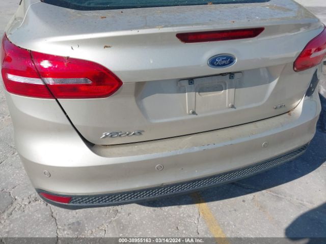 1FADP3H28JL266263 Ford FOCUS SEL
