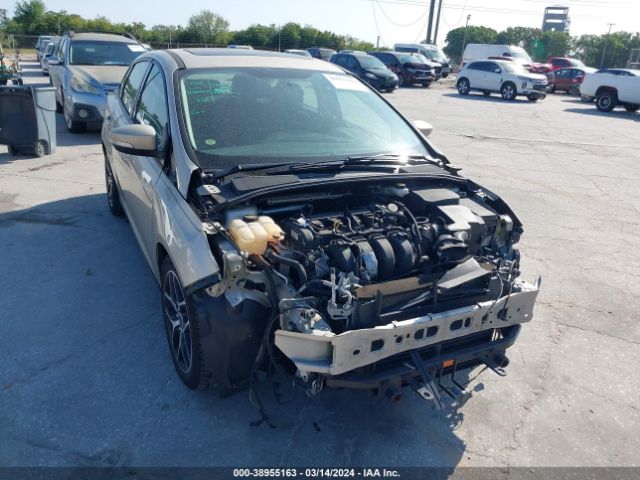 1FADP3H28JL266263 Ford FOCUS SEL
