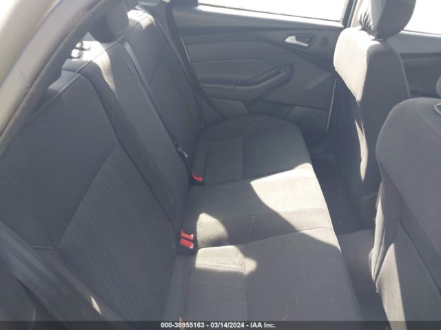 1FADP3H28JL266263 Ford FOCUS SEL