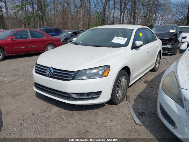 1VWAS7A38EC101354 Volkswagen Passat 1.8t S