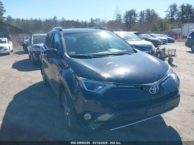2016 2T3RFREV8GW440360 main image