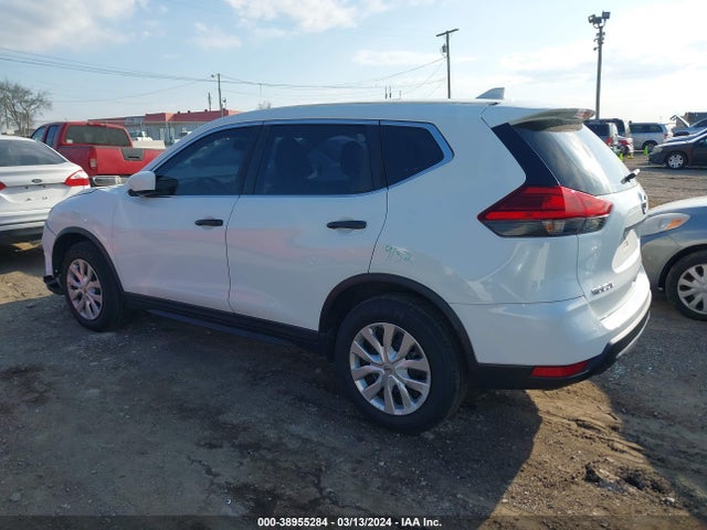 Nissan ROGUE S 2017 KNMAT2MV7HP561831 Image 3