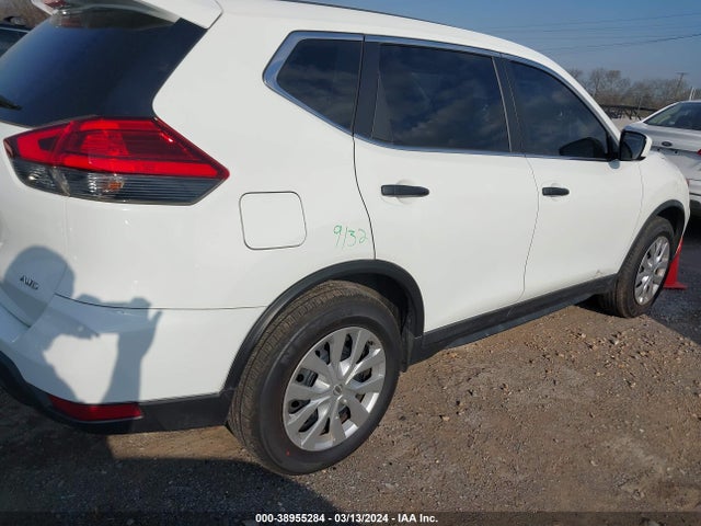 Nissan ROGUE S 2017 KNMAT2MV7HP561831 Image 4