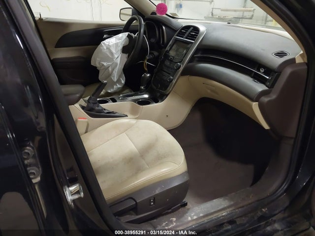 Chevrolet MALIBU 1LT 2015 1G11C5SL5FF320784 Image 5