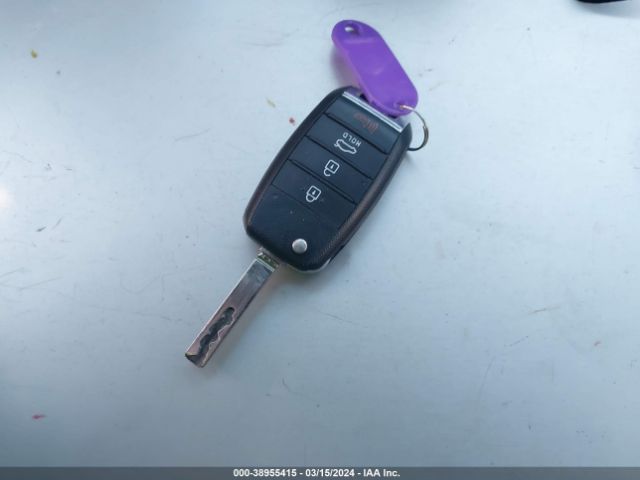 5XXGT4L18JG216664 KIA Optima Lx Turbo