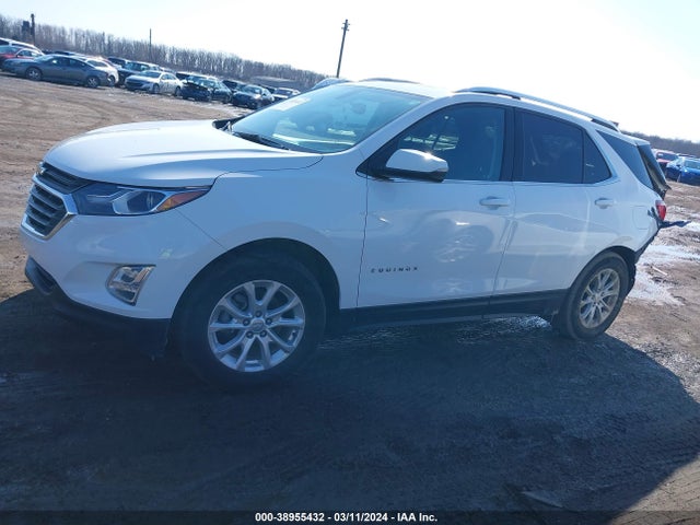 Chevrolet EQUINOX LT 2018 2GNAXJEV6J6346421 Image 2