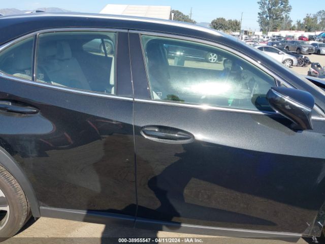 JTHX6JBH1R2175993 Lexus UX 250H
