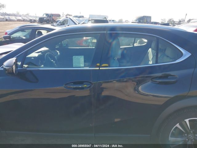 JTHX6JBH1R2175993 Lexus UX 250H