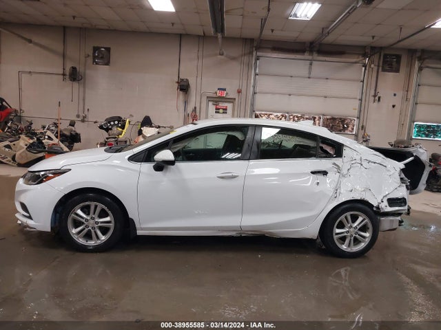 Chevrolet Cruze Lt Auto 2018 1G1BE5SM3J7126071 Image 15