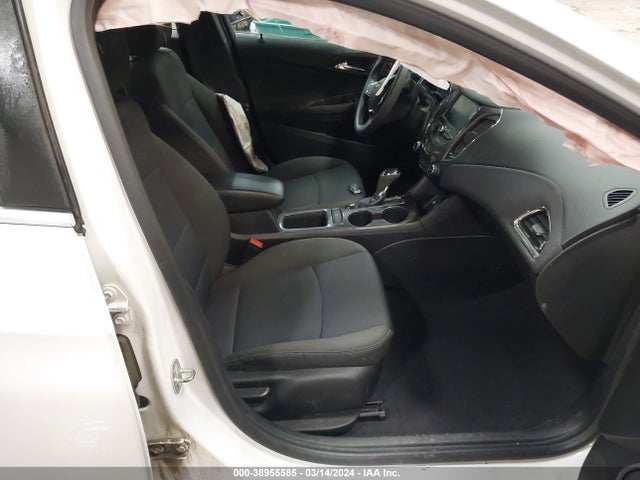 Chevrolet Cruze Lt Auto 2018 1G1BE5SM3J7126071 Image 5
