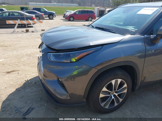 Toyota Highlander Xle 2023 5TDKDRAH4PS513264 Image 17