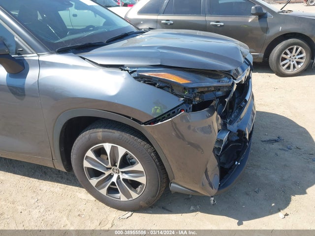 Toyota Highlander Xle 2023 5TDKDRAH4PS513264 Image 18