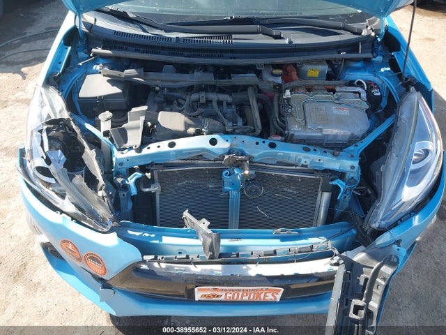 Toyota Prius C Three 2015 JTDKDTB3XF1107257 Image 10