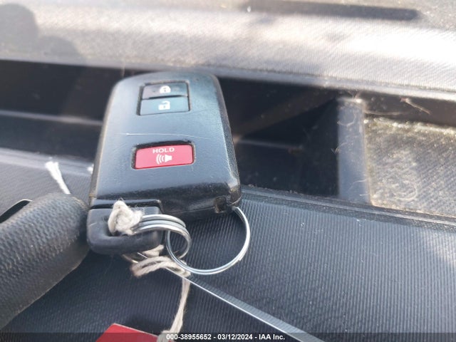 Toyota Prius C Three 2015 JTDKDTB3XF1107257 Image 11