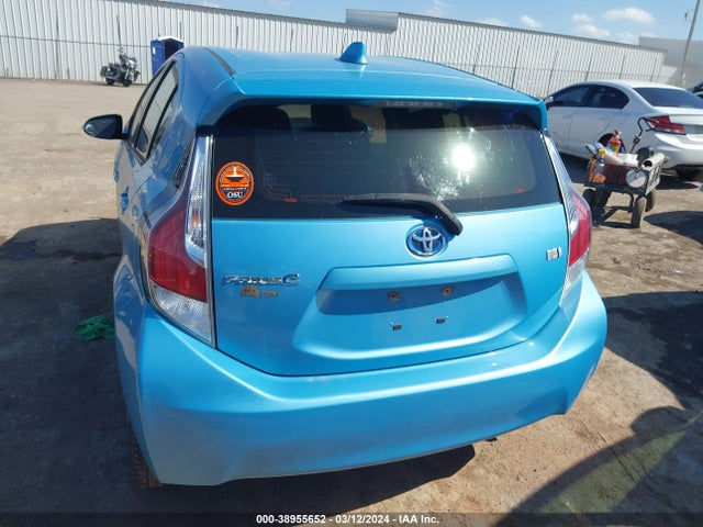 Toyota Prius C Three 2015 JTDKDTB3XF1107257 Image 16
