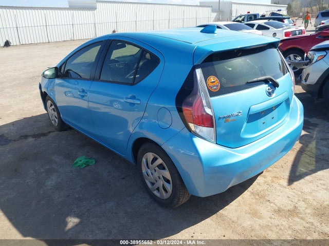 Toyota Prius C Three 2015 JTDKDTB3XF1107257 Image 3