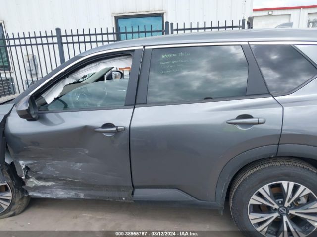 5N1BT3BB8PC902884 Nissan Rogue Sv Intelligent Awd