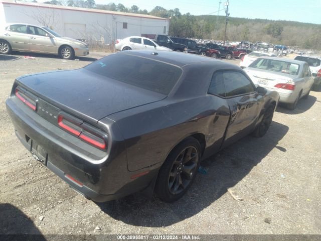 2C3CDZAGXGH200895 Dodge Challenger Sxt