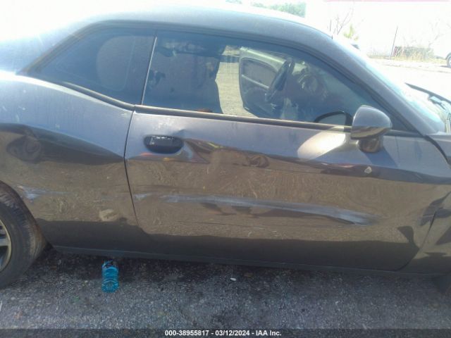 2C3CDZAGXGH200895 Dodge Challenger Sxt