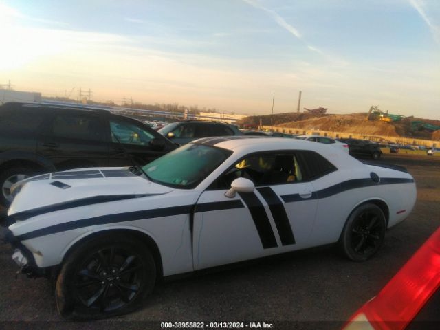 2C3CDZGGXMH611006 Dodge Challenger Sxt Awd