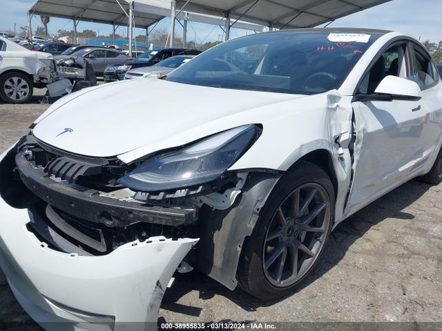 5YJ3E1EA2MF076137 Tesla Model 3 Standard Range Plus Rear-wheel Drive