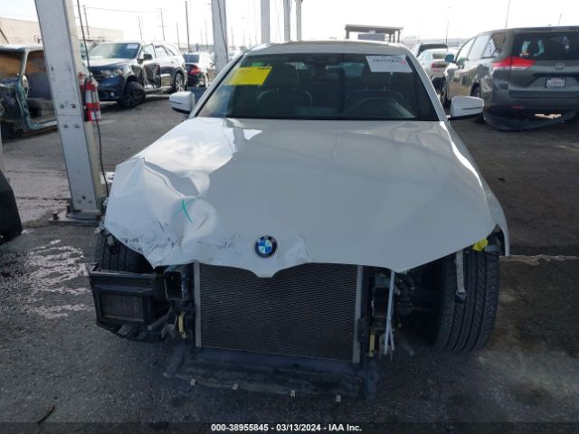 WBAJE5C32HG913562 BMW 540I