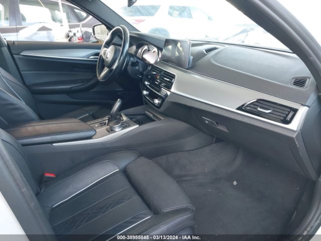 WBAJE5C32HG913562 BMW 540I