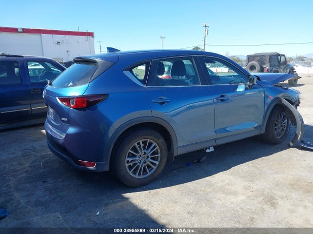 Mazda CX-5 SPORT 2018 JM3KFABMXJ1323665 Image 4