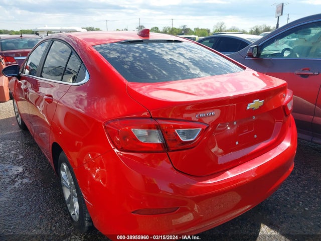 Chevrolet CRUZE LT 2019 1G1BE5SM8K7114581 Image 3