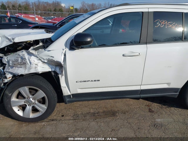 1C4NJCBA6ED718999 Jeep Compass Sport