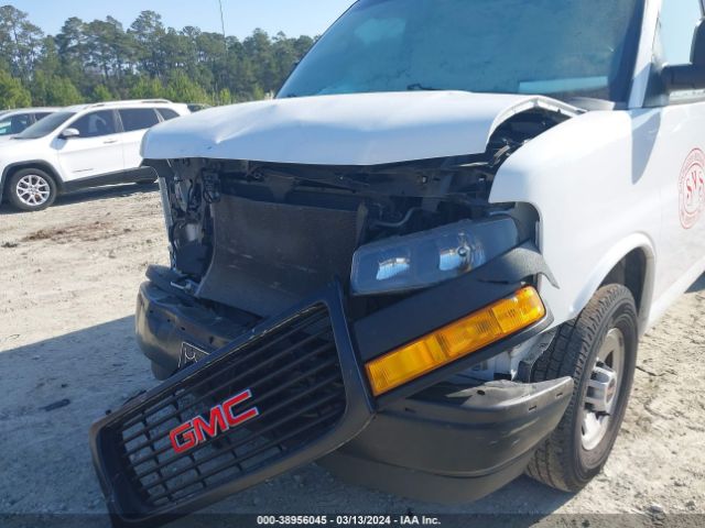 1GTW7AFPXJ1317778 GMC Savana 2500 Work Van