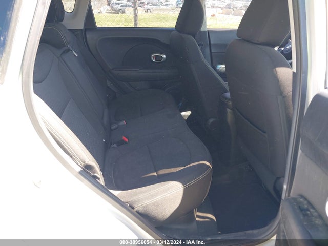 KIA SOUL + 2015 KNDJP3A55F7786387 Image 8