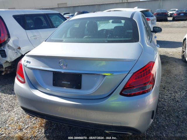 55SWF4JB8JU265587 Mercedes-Benz C 300