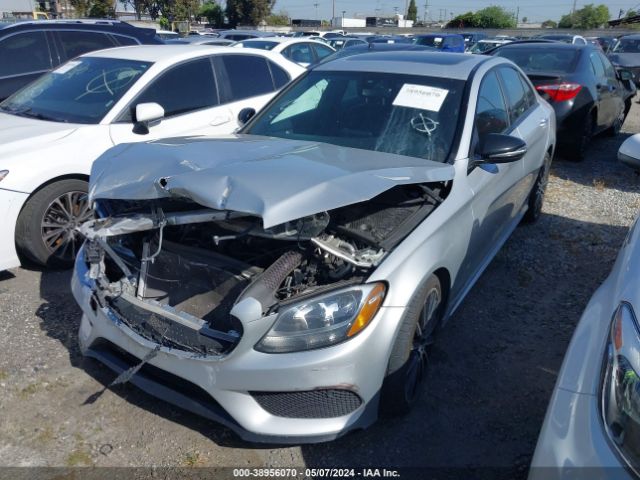 55SWF4JB8JU265587 Mercedes-Benz C 300