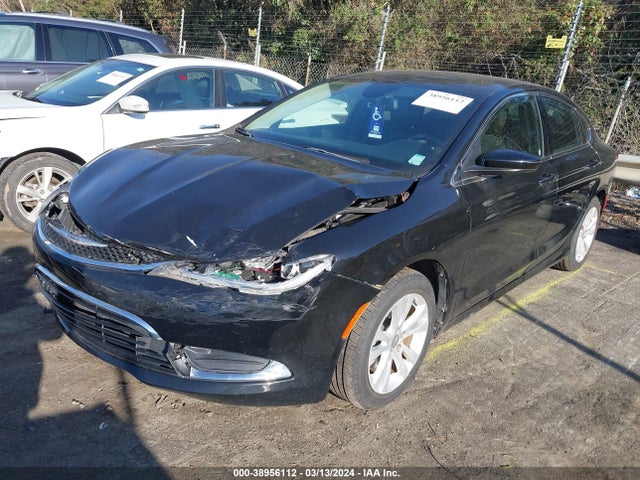 Chrysler 200 Limited Platinum 2017 1C3CCCAB9HN501137 Image 2