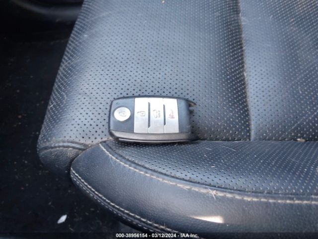 KNDPNCAC6H7268645 KIA Sportage Ex