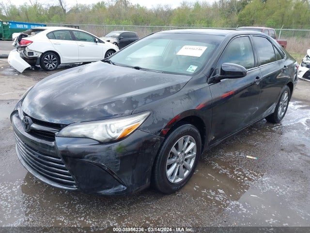 Toyota CAMRY LE 2015 4T4BF1FK5FR496292 Image 2