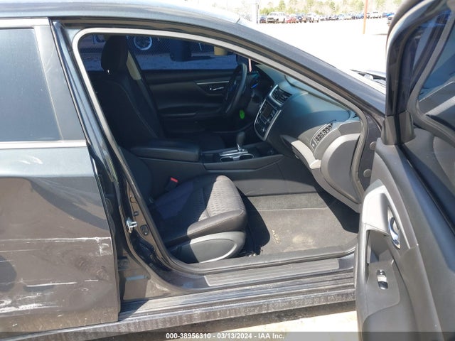 Nissan Altima 2.5 S 2017 1N4AL3APXHC251519 Image 5