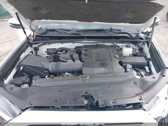 Toyota 4runner Limited 2023 JTEKU5JR2P6154672 Image 10