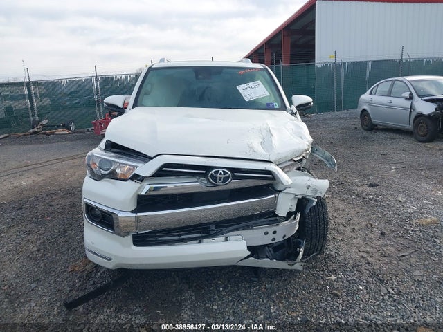 Toyota 4runner Limited 2023 JTEKU5JR2P6154672 Image 13